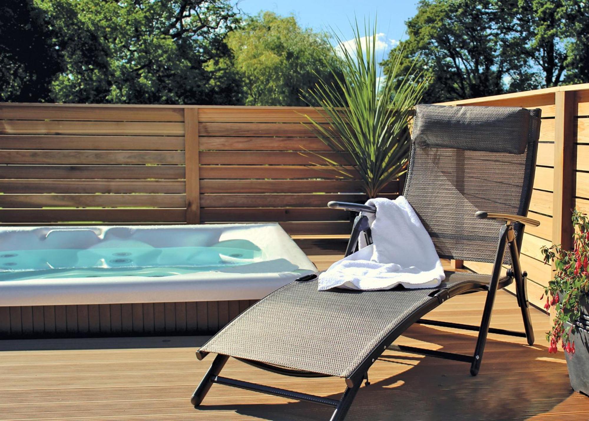 Upton Lakes Lodges คัลลัมป์ตัน ภายนอก รูปภาพ